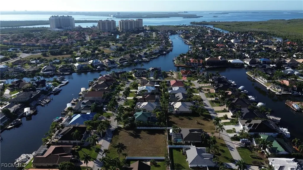 5512 SW 14th Avenue Cape Coral FL 33914