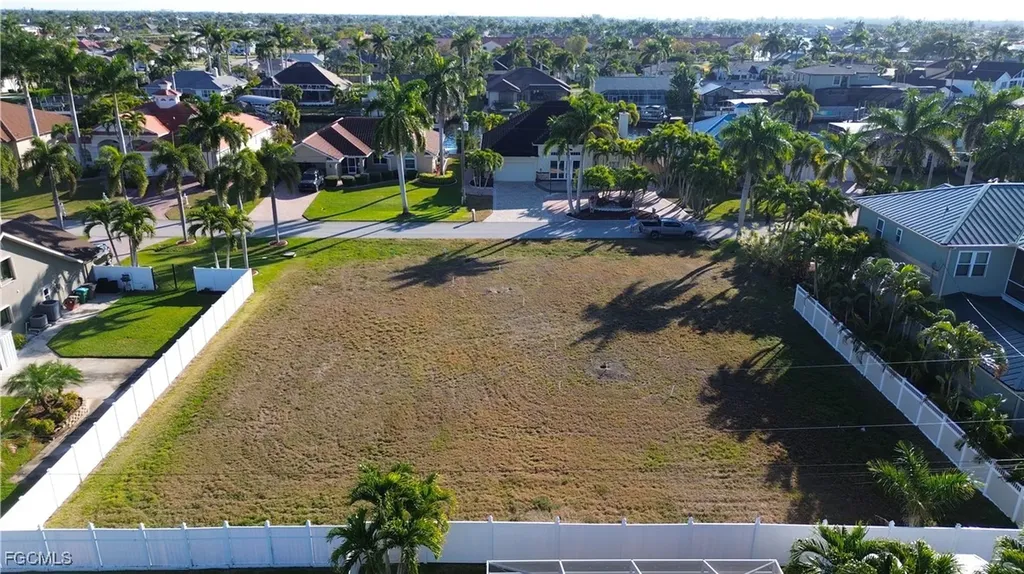 5512 SW 14th Avenue Cape Coral FL 33914