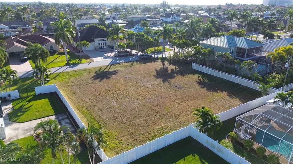 5512 SW 14th Avenue Cape Coral FL 33914