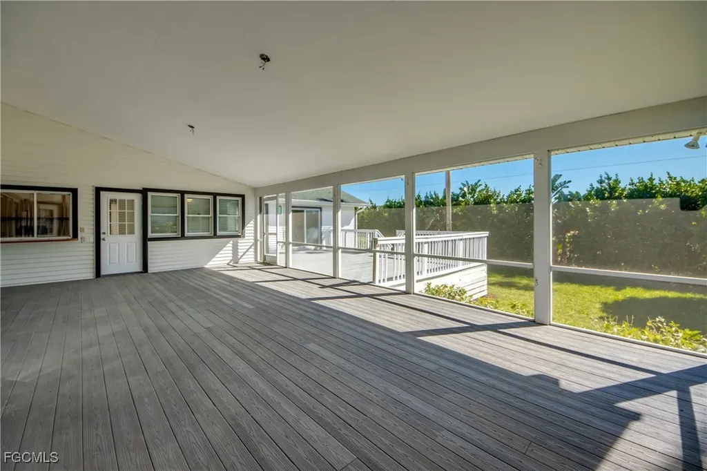 6205 Deer Run Fort Myers FL 33908