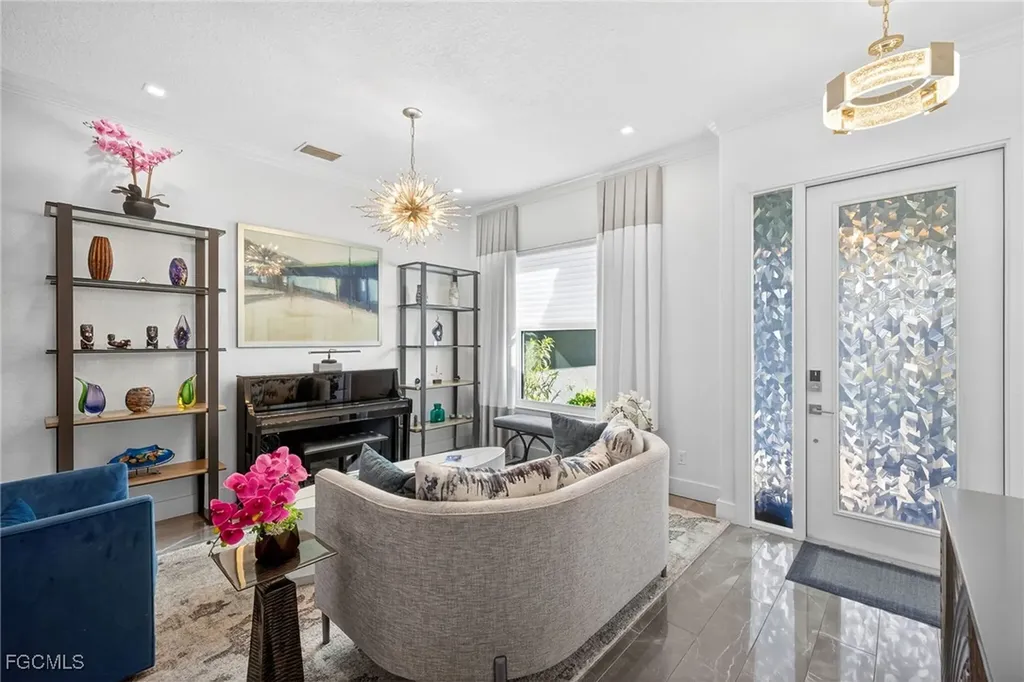 12756 Yacht Club Circle Fort Myers FL 33919