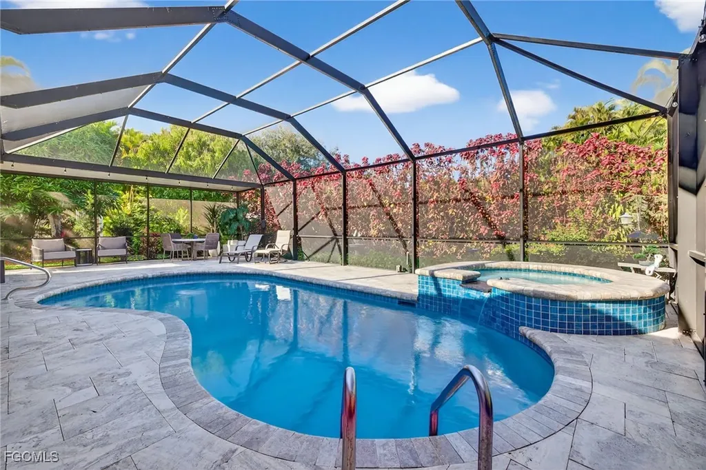 12756 Yacht Club Circle Fort Myers FL 33919