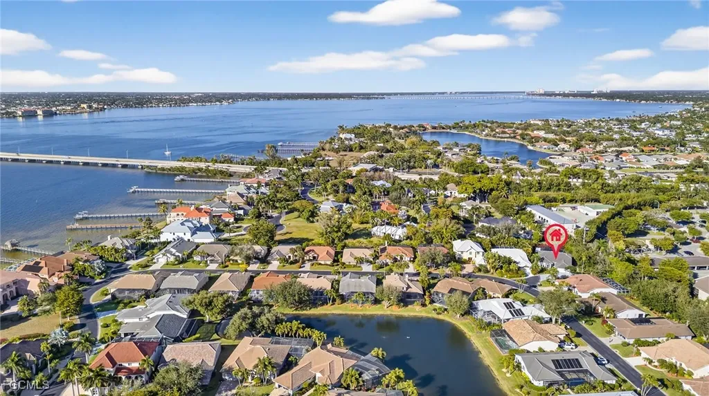 12756 Yacht Club Circle Fort Myers FL 33919