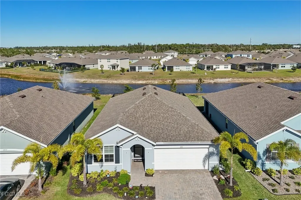 2841 Pillar Coral Lane North Fort Myers FL 33903