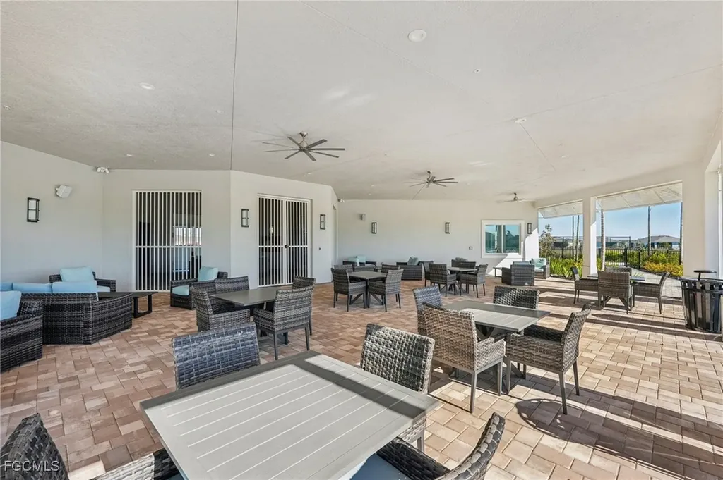 2841 Pillar Coral Lane North Fort Myers FL 33903