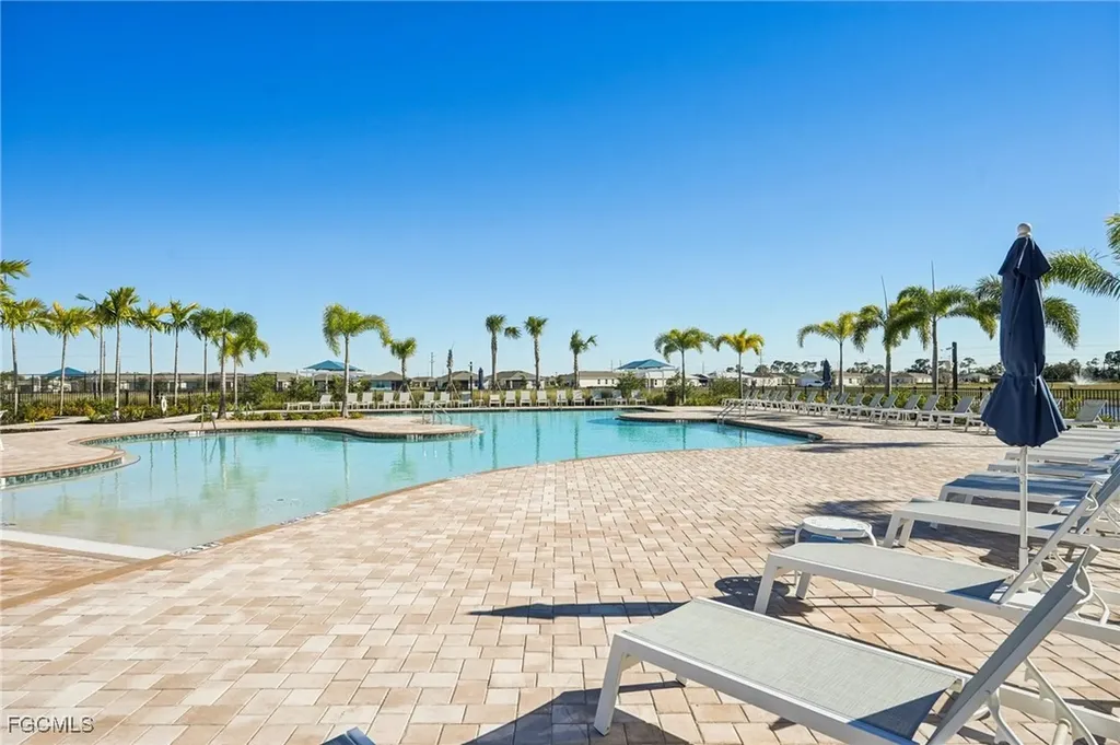 2841 Pillar Coral Lane North Fort Myers FL 33903