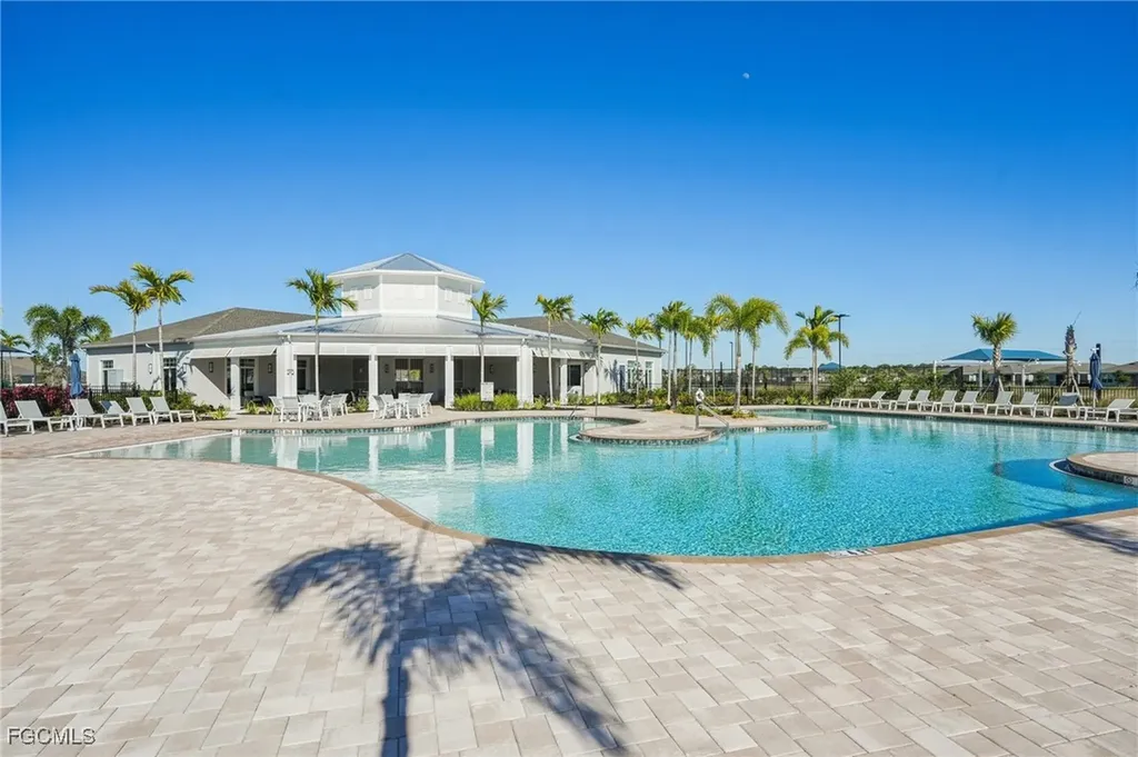 2841 Pillar Coral Lane North Fort Myers FL 33903