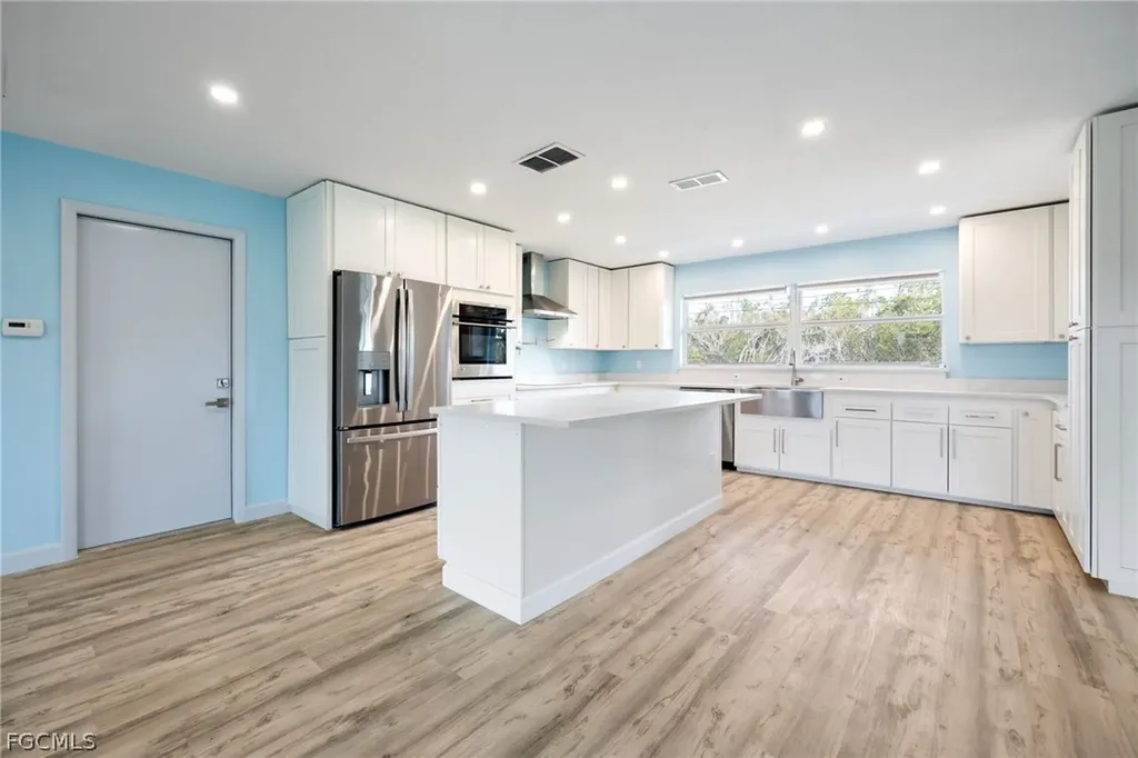6293 Park Road Fort Myers FL 33908