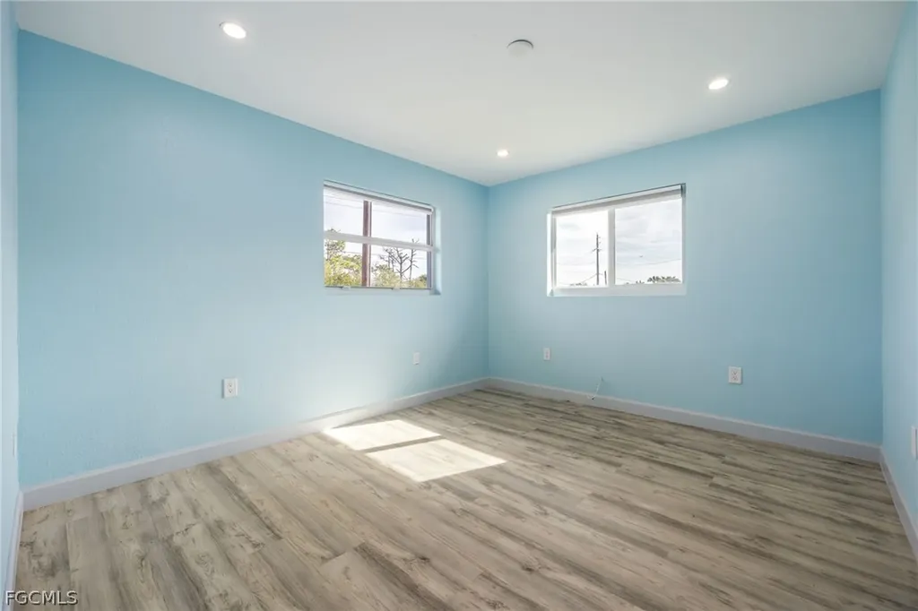 6293 Park Road Fort Myers FL 33908