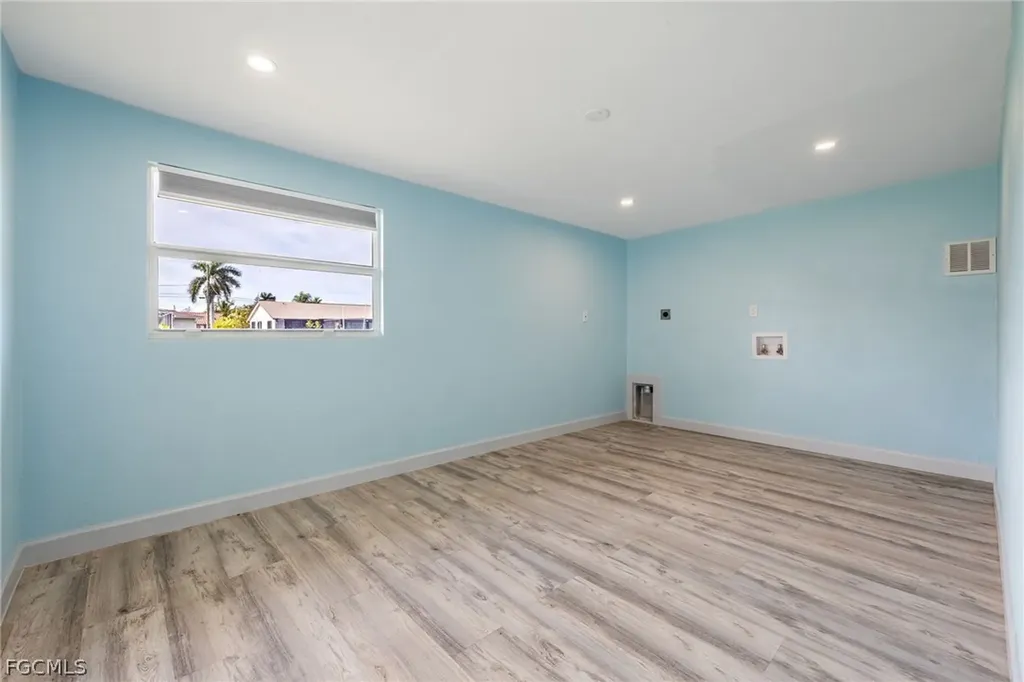 6293 Park Road Fort Myers FL 33908