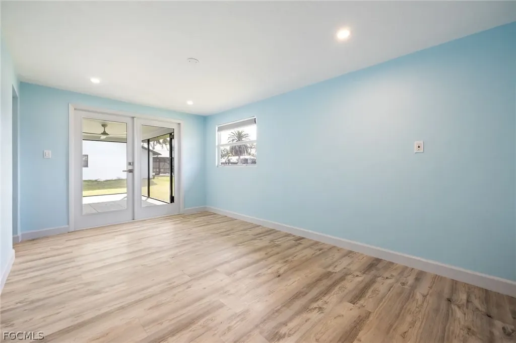6293 Park Road Fort Myers FL 33908