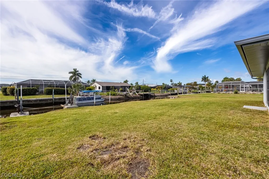 6293 Park Road Fort Myers FL 33908