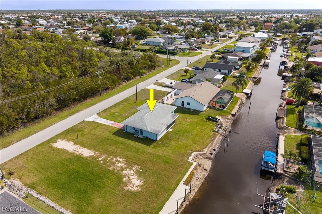 6293 Park Road Fort Myers FL 33908