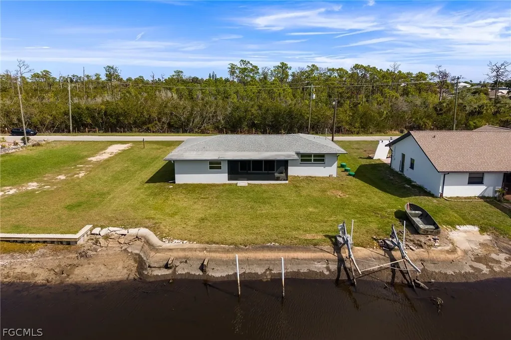 6293 Park Road Fort Myers FL 33908
