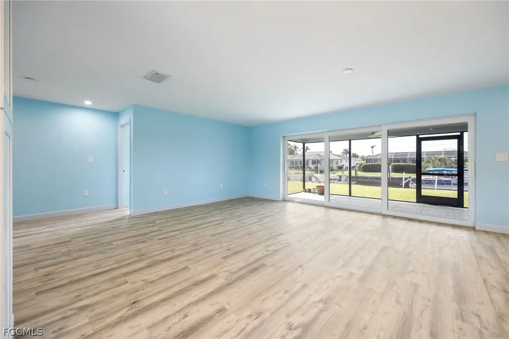 6293 Park Road Fort Myers FL 33908
