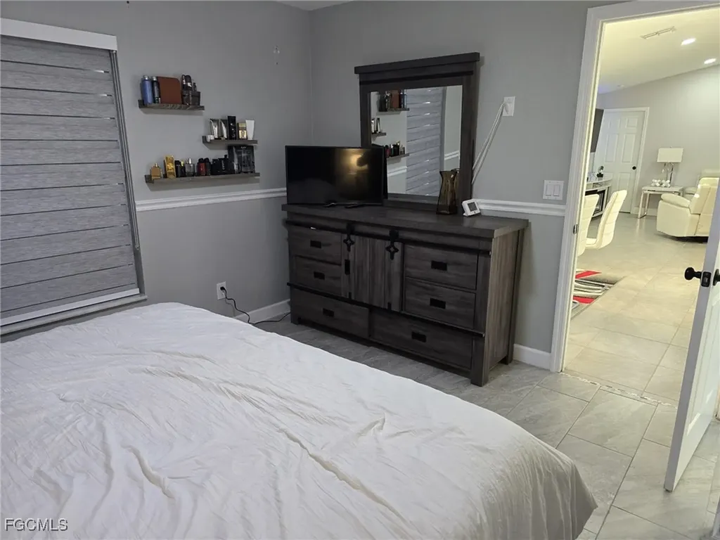 2224 NW 1st Place Cape Coral FL 33993