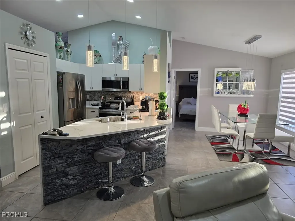 2224 NW 1st Place Cape Coral FL 33993