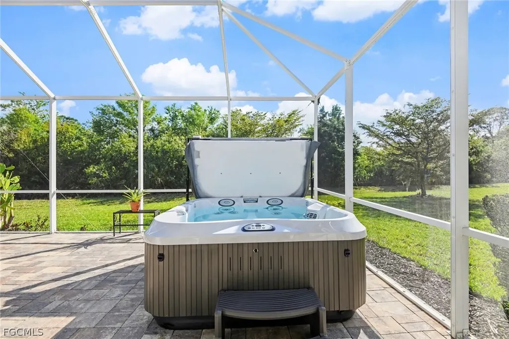 15154 Yellow Wood Drive Alva FL 33920