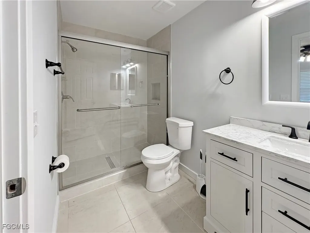 210 Manatee Street Fort Myers FL 33913
