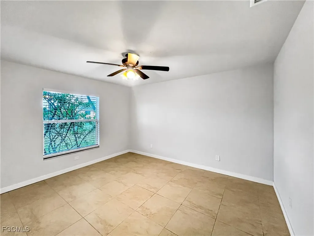 210 Manatee Street Fort Myers FL 33913