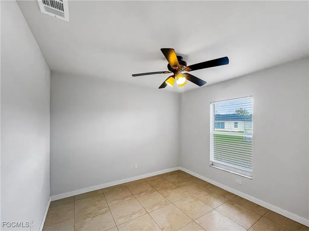 210 Manatee Street Fort Myers FL 33913