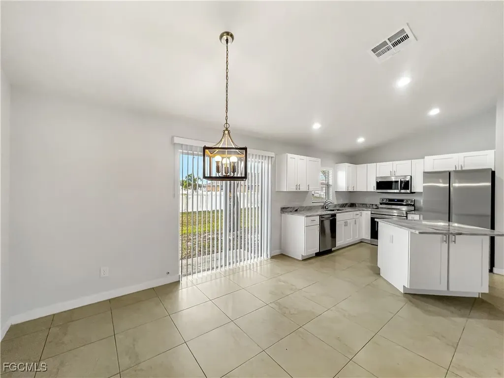 210 Manatee Street Fort Myers FL 33913