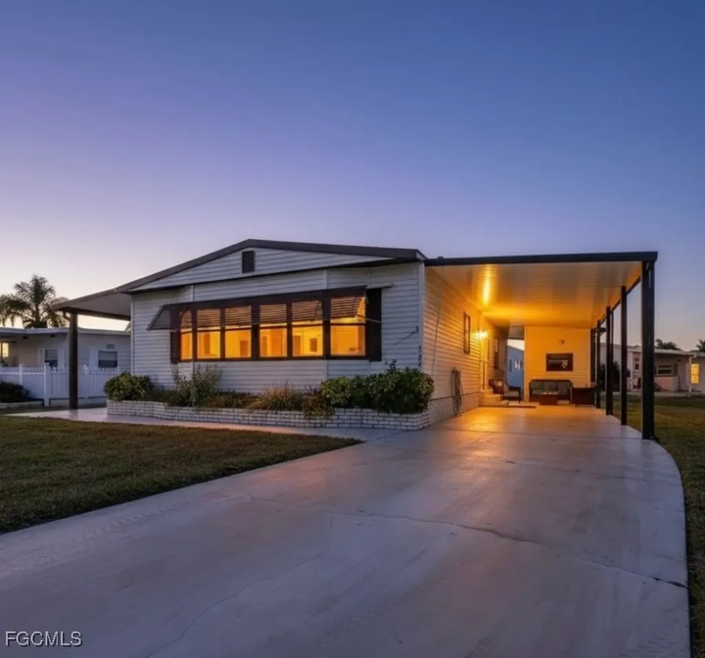 16209 Asheboro Court Fort Myers FL 33908