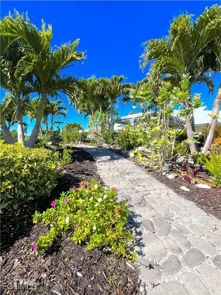 16209 Asheboro Court Fort Myers FL 33908