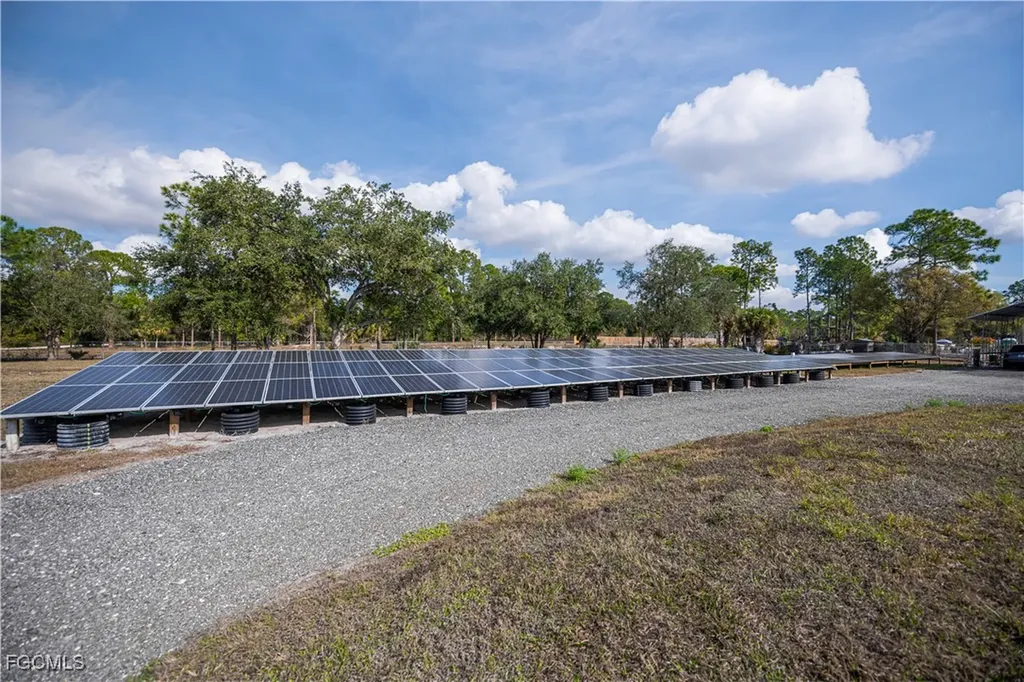 825 S Romero Street Clewiston FL 33440