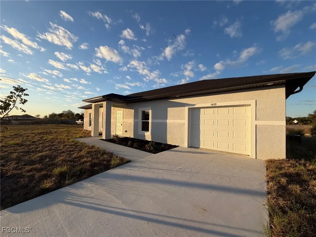 1409 NE 23rd Street Cape Coral FL 33909