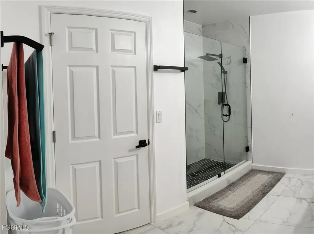 2709 SW 4th Place Cape Coral FL 33914