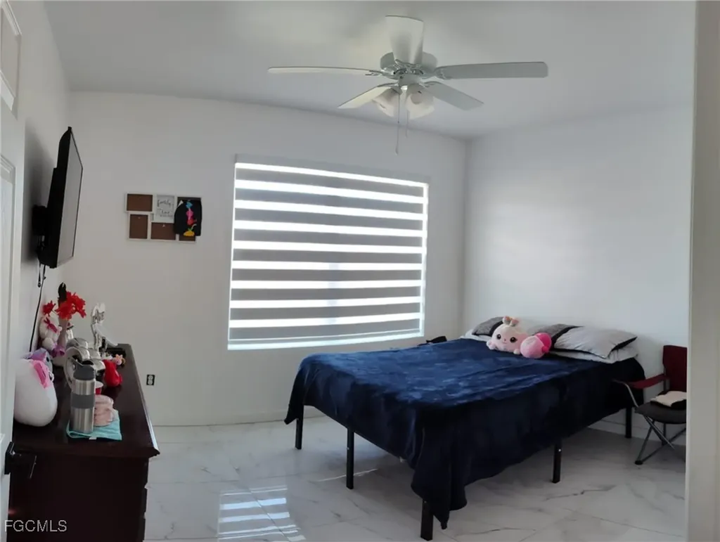 2709 SW 4th Place Cape Coral FL 33914
