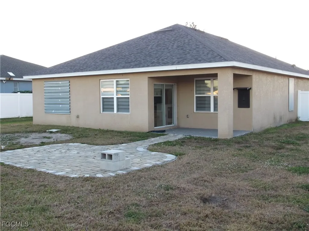 2709 SW 4th Place Cape Coral FL 33914