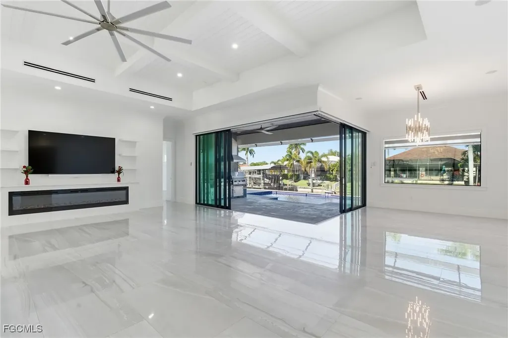 1109 Lenox Court Cape Coral FL 33904