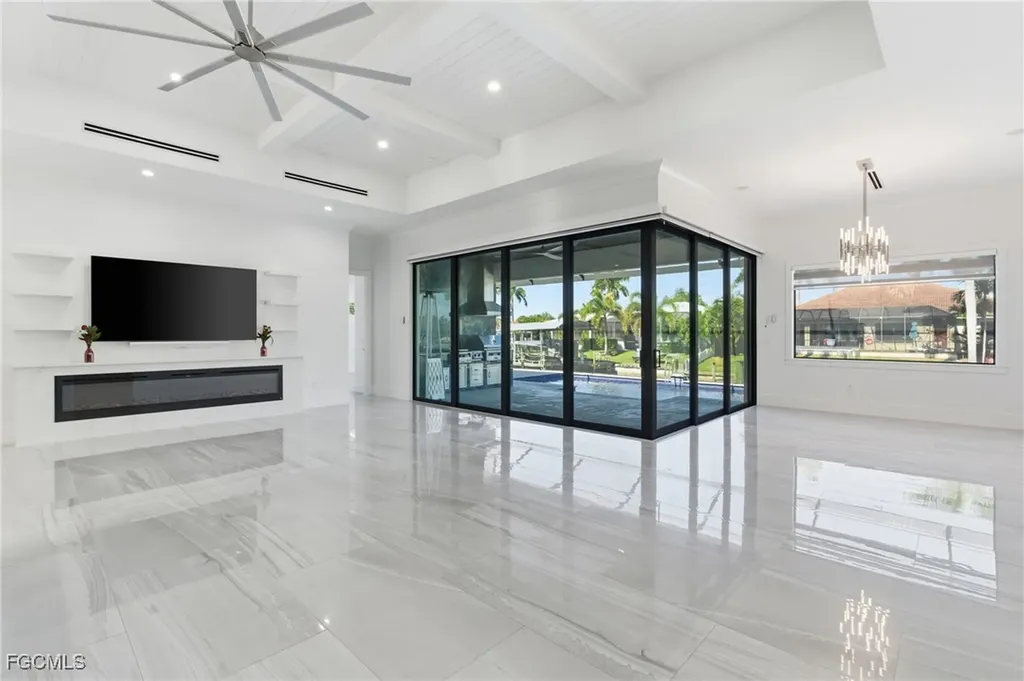 1109 Lenox Court Cape Coral FL 33904