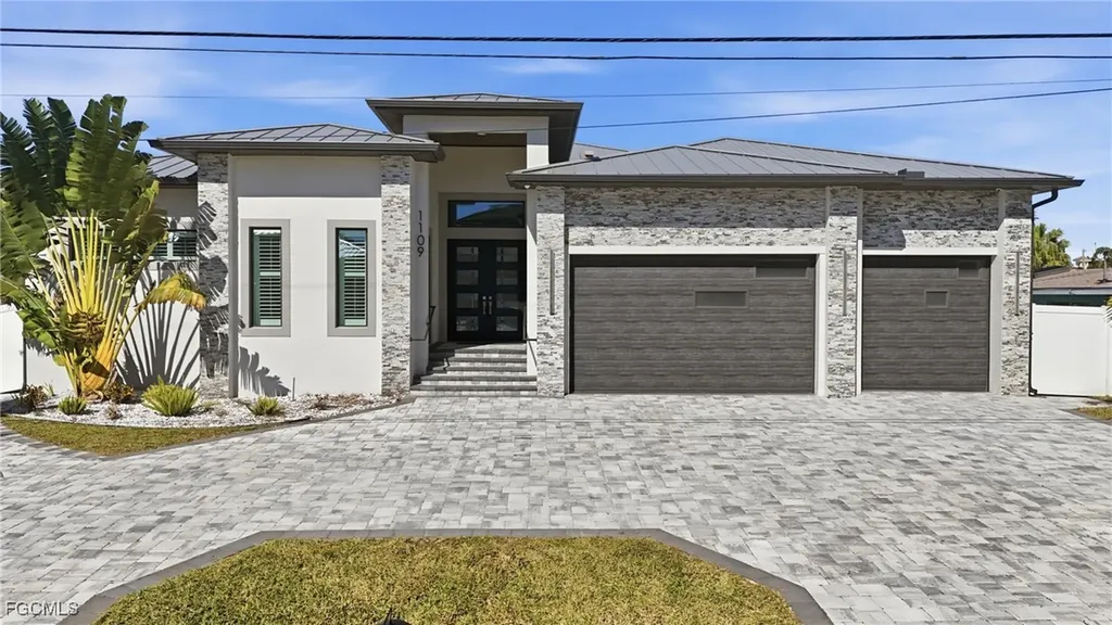 1109 Lenox Court Cape Coral FL 33904