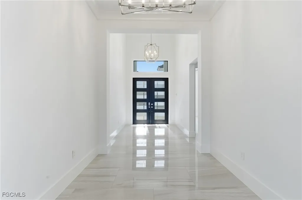 1109 Lenox Court Cape Coral FL 33904