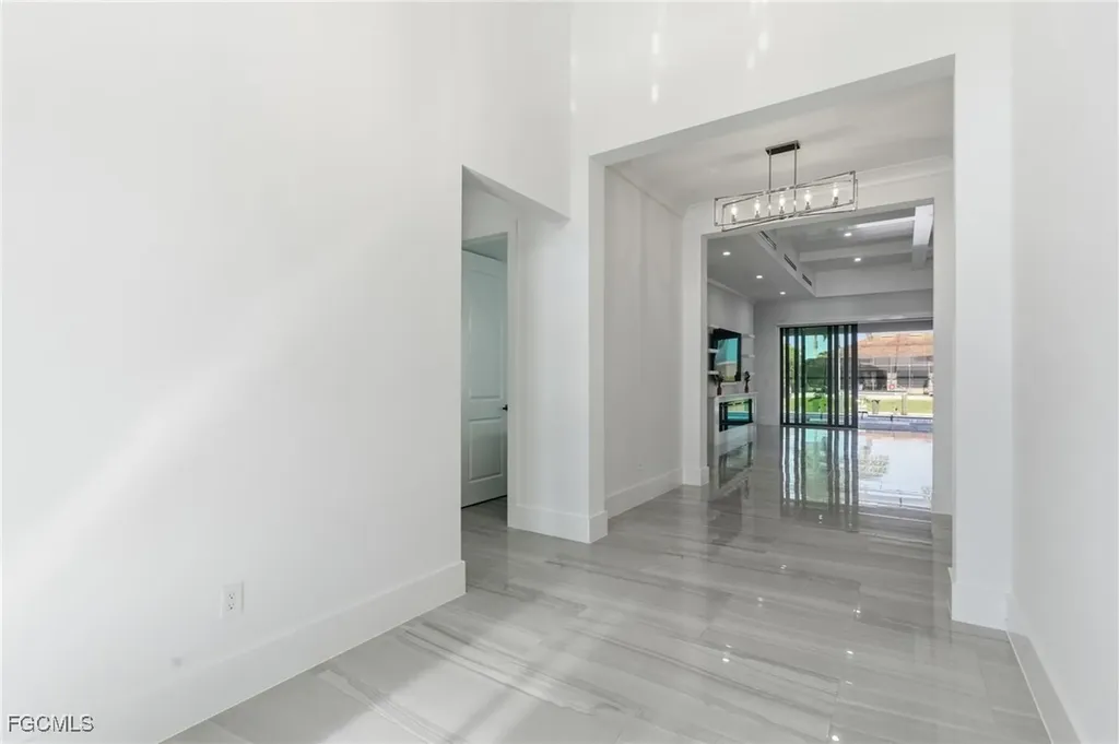 1109 Lenox Court Cape Coral FL 33904