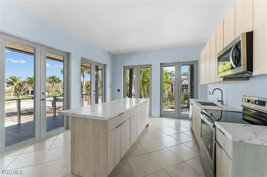 4150 Dingman Drive Sanibel FL 33957