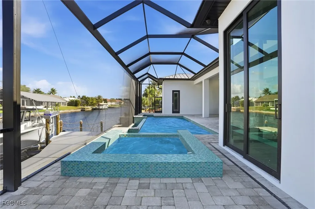 2819 SW 40th Street Cape Coral FL 33914