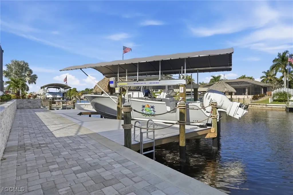 2819 SW 40th Street Cape Coral FL 33914