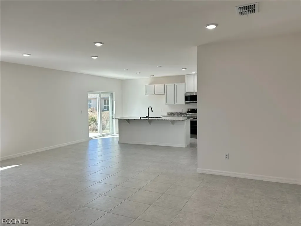 3919 22nd Street W Lehigh Acres FL 33971