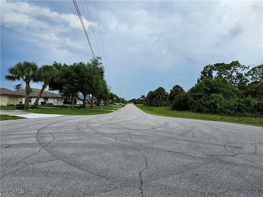 105 Island Court Rotonda West FL 33947