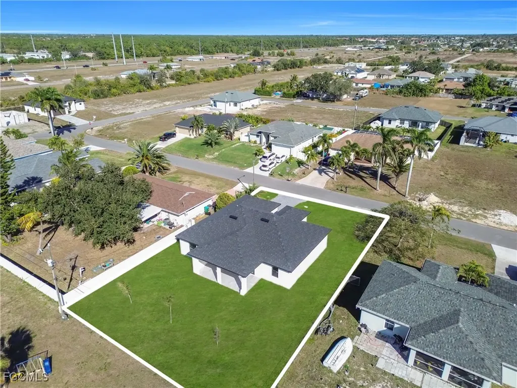 2208 NE 9th Avenue Cape Coral FL 33909