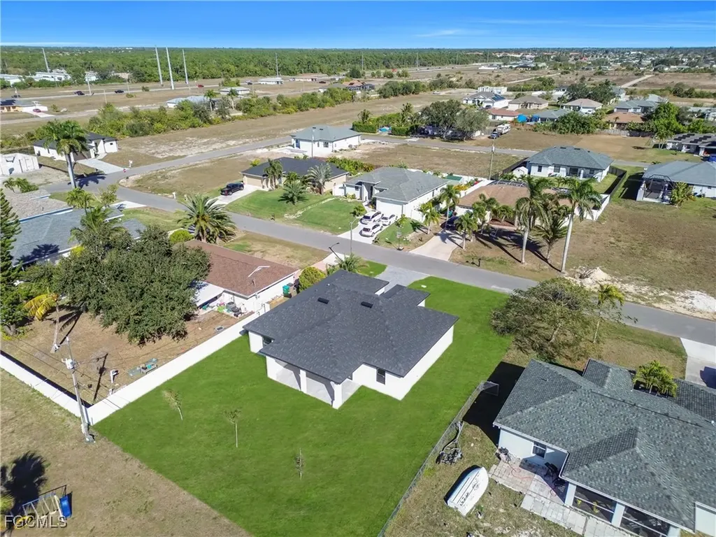 2208 NE 9th Avenue Cape Coral FL 33909