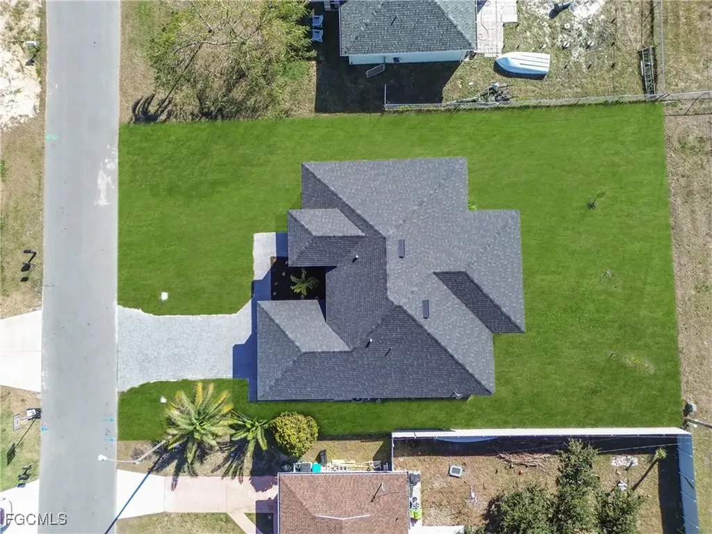 2208 NE 9th Avenue Cape Coral FL 33909