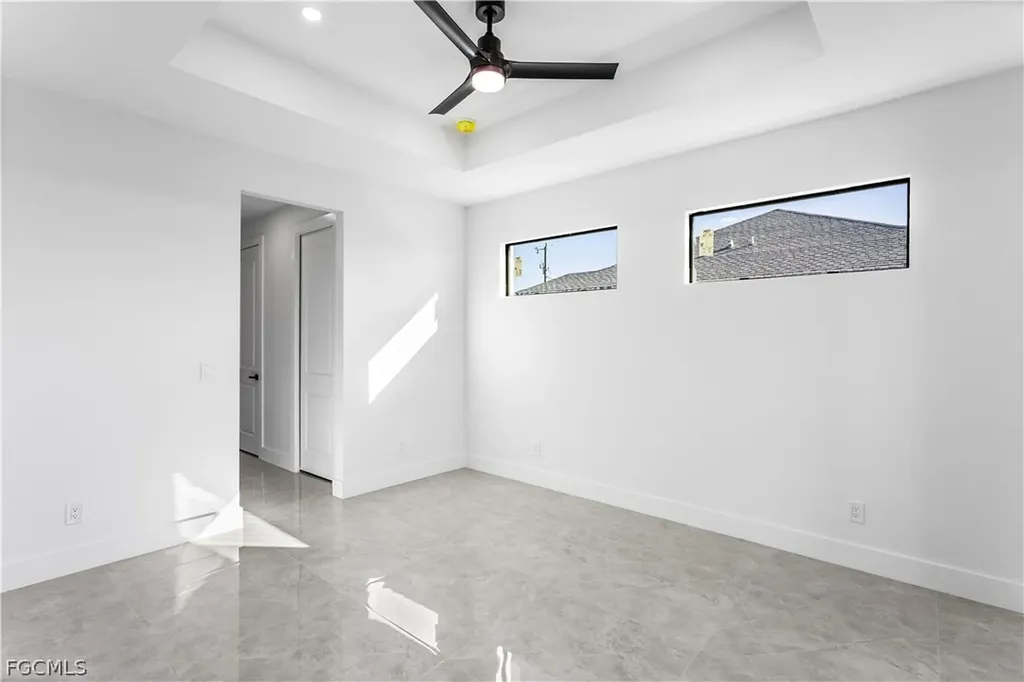 3318 NE 13th Place Cape Coral FL 33909