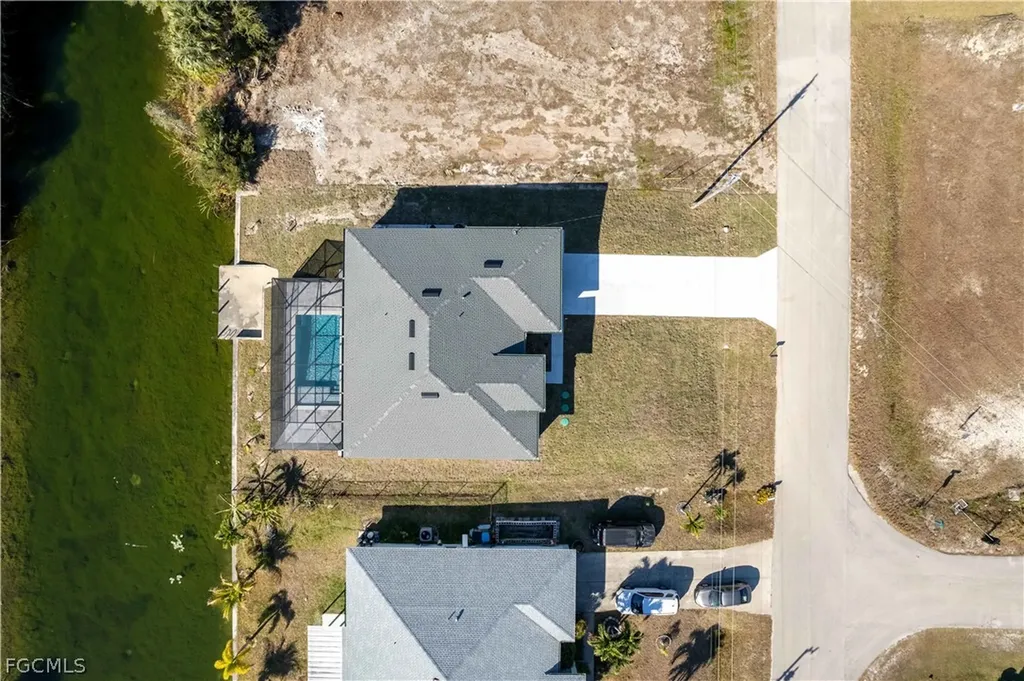 3318 NE 13th Place Cape Coral FL 33909
