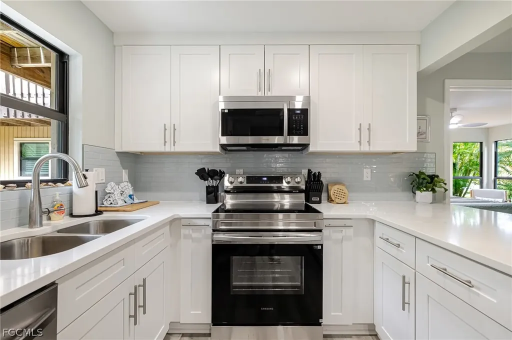 5117 Sea Bell Road Sanibel FL 33957