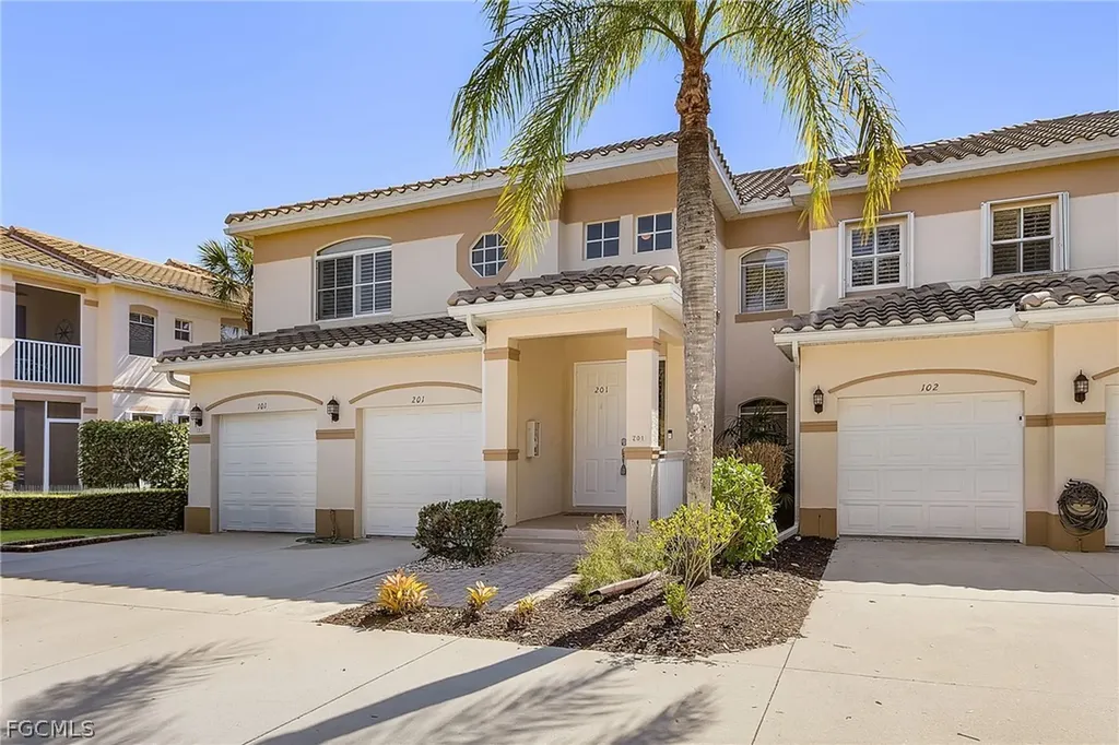 Bonita Springs FL, 9060 Palmas Grandes Boulevard, Unit 201